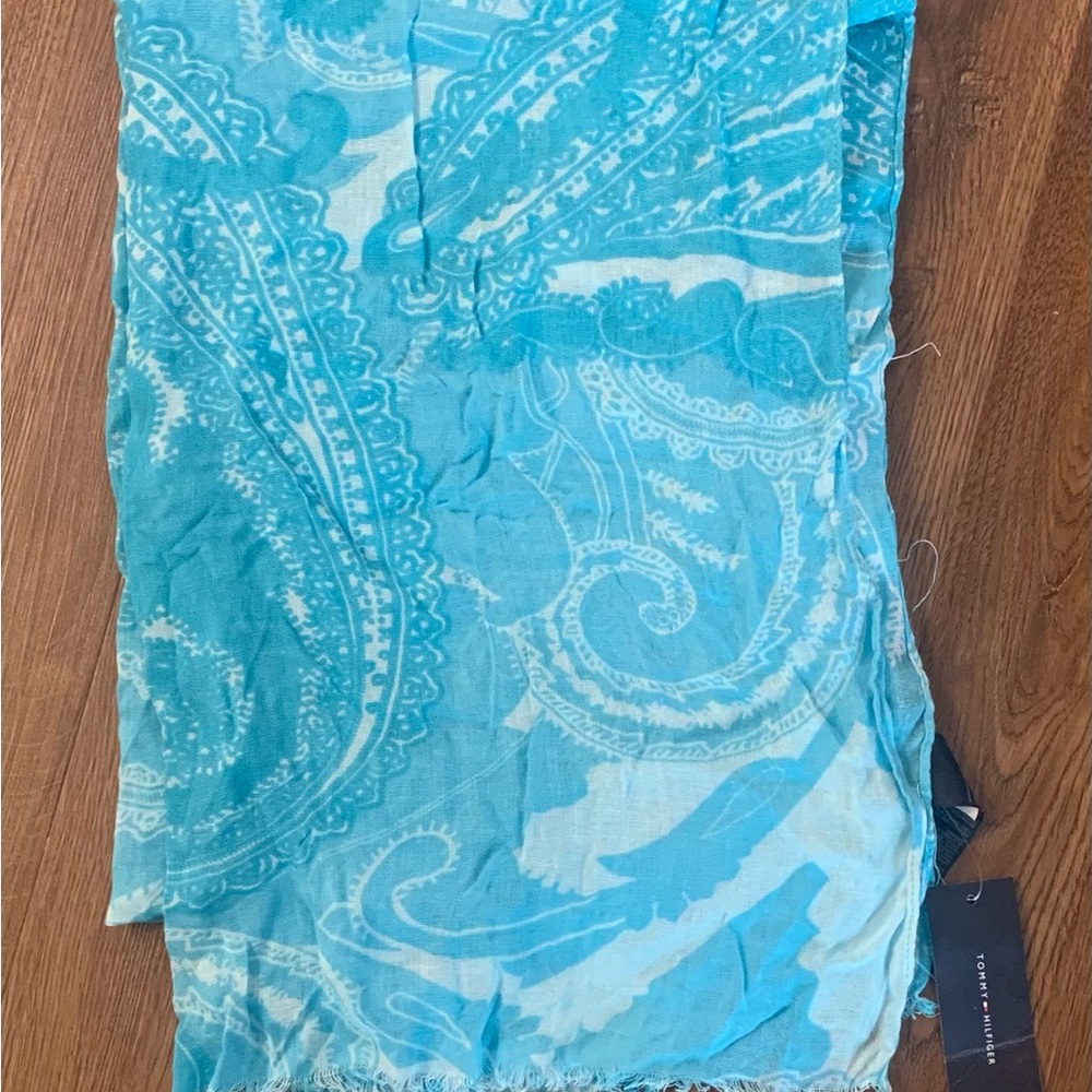 Tommy Hilfiger Scarf